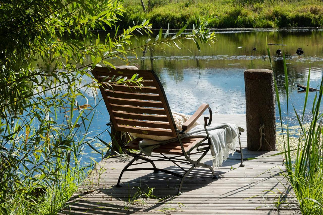 Mitten In Der Natur : Ferienwohnung Mit 3 Schlafzimmern, Neu Eingerichtet Neu Gaarz Kültér fotó